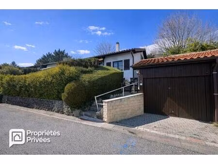 thoiry - maison individuelle 3 pièces 88m2 utiles dont 79 m2 habitables