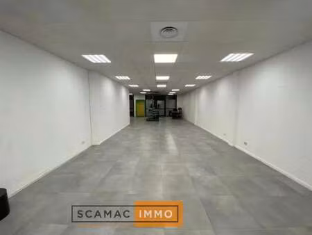 location commerce aix en provence 13100 151m²