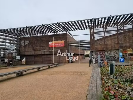 location commerce athis mons 91200 407m²