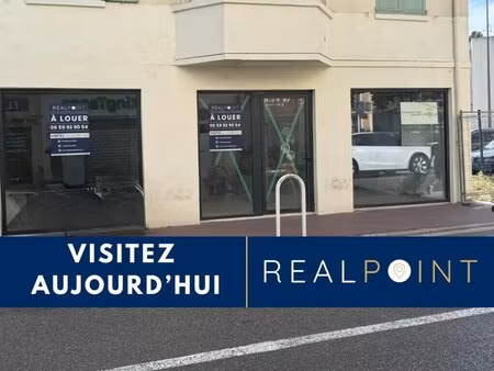location commerce 132 m²