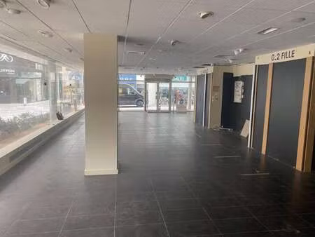 vente bureaux et commerces à fécamp (76400) : à vendre / 200m² fécamp