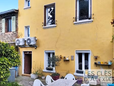 immeuble- trois appartements -terrain-