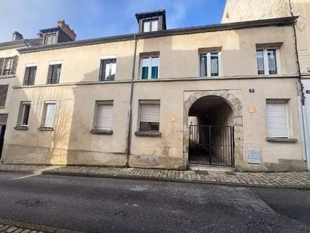 prestigieux immeuble de rapport en vente à château-thierry  france