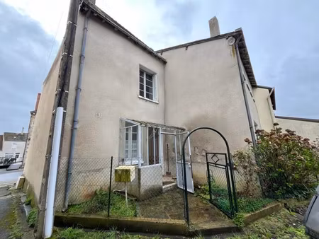 vente maison 6 pièces 101 m² à saint-denis-de-jouhet (36230)  45 000 €