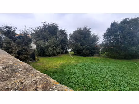 terrain la gueriniere 350 m2