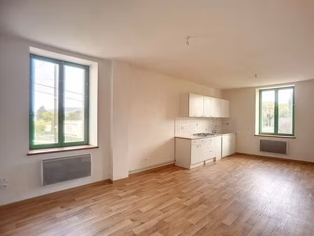 à louer appartement 56 m² – 345 € |tronville-en-barrois