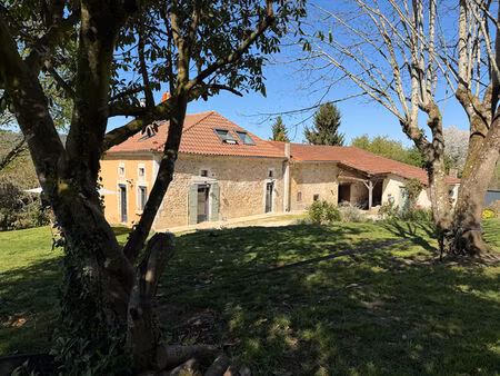 maison 4 pièces 165 m² à vendre / acheter périgueux 24000 ? | era immobilier