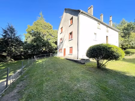 vente maison 6 pièces 169 m² à saint-privat (19220)  102 000 €