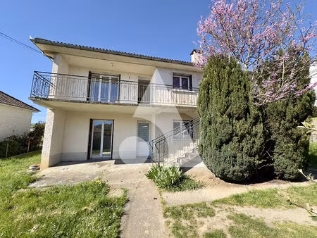 maison bagnac-sur-célé 143 m2  7 pièces  5 chambres.