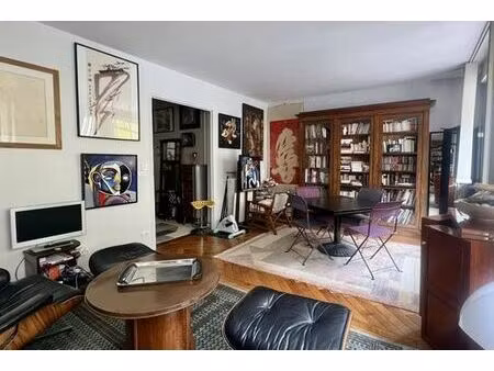 appartement de luxe de 1 chambres en vente à motte-picquet  commerce  necker  france