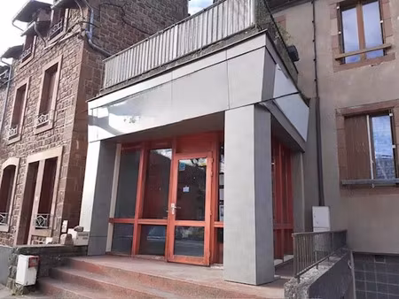 location commerce 45 m² à marcillac-vallon (12330)