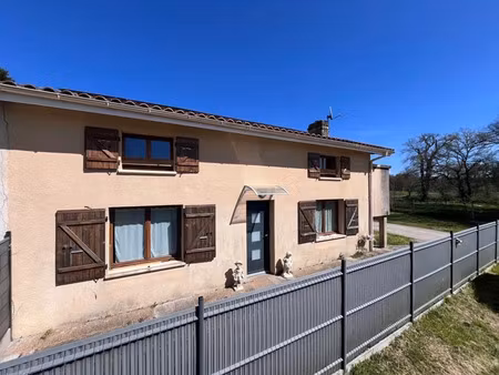 vente maison 4 pièces 115 m² à saint-etienne-de-puycorbier (24400)  133 000 €
