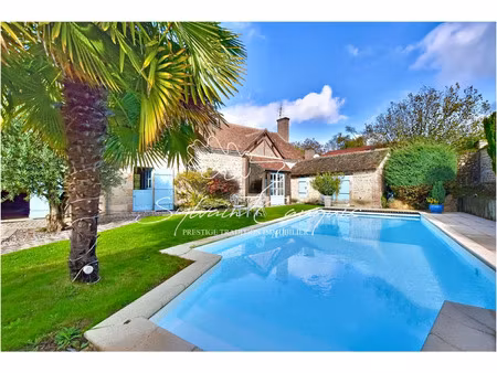 maison à vendre les bordes 9 pièce(s) 237m2 598 000€