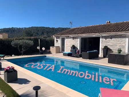 villa 6 pièces avec piscine à taradeau