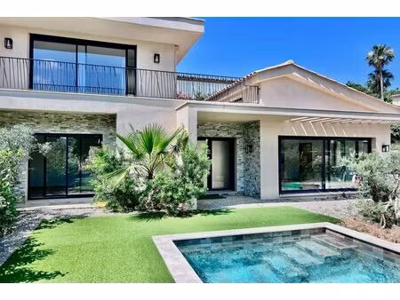 achat : maison (83120)