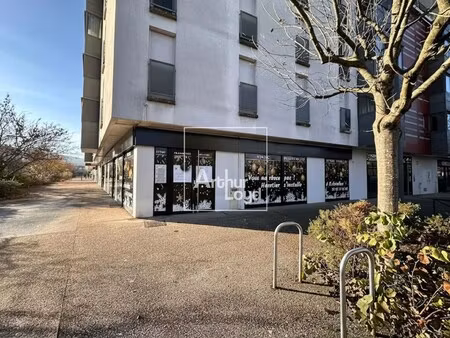 location local professionnel 334m² echirolles 38130