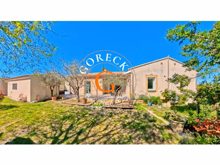 a vendre  superbe maison rénovée rochefort du gard