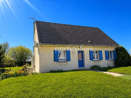 vente maison 6 pièces 131 m² à guiscard (60640)  182 000 €