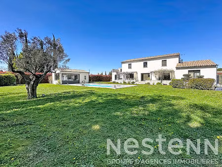 maison familiale avec piscine et solarium à vendre à saint-martin-de-crau ? caphan  sans v