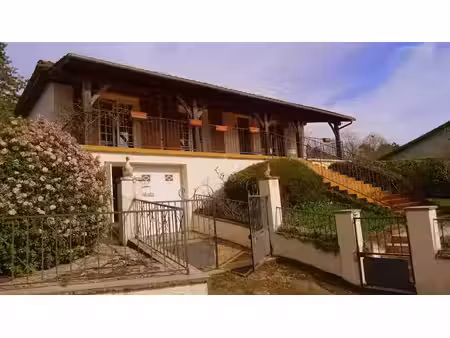 vente maison 5 pièces 150 m² à léguillac-de-l'auche (24110)  185 000 €