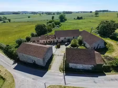 domaine de 10 pièces principales