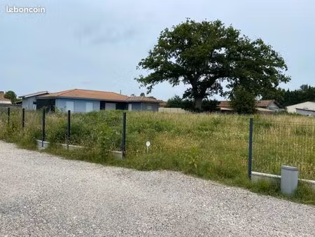 terrain 554 m² saint jean d illac