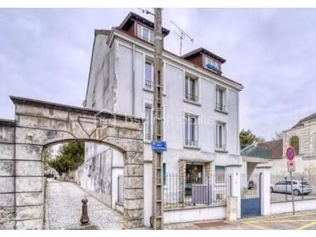 immeuble de 341 47 m² à montfermeil