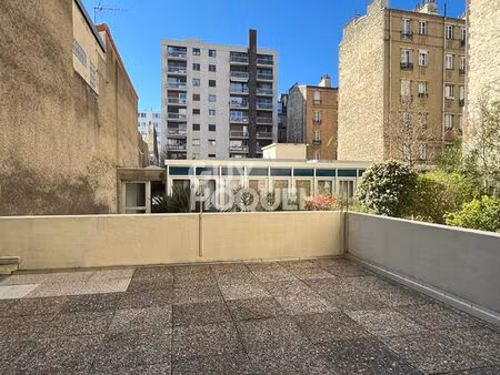 2 pièces avec grande terrasse