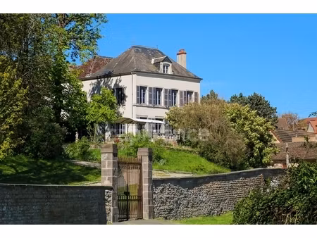 a charrecey (71) ancien domaine viticole de 380 m² environ à 13 minutes de la gare tgv et 