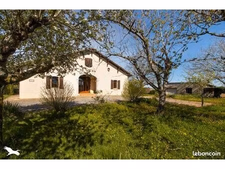maison 7 pièces 190 m²