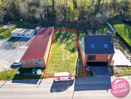 hob - 644 m² - dorpskern - zonnige tuin