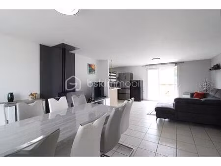 maison de 89 m² à saint-martin-d'oney