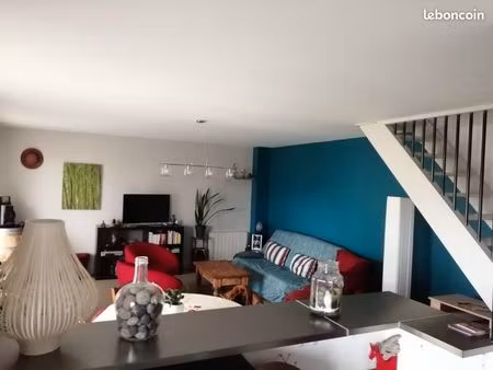 t3 duplex balcon terrasse piscine