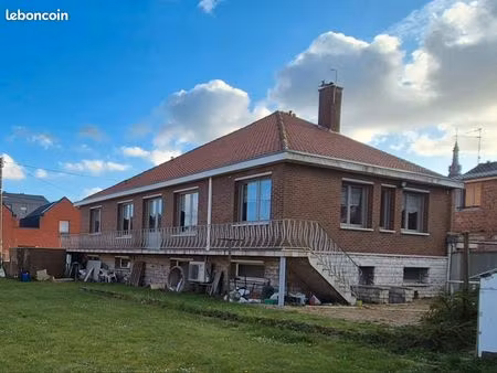 maison individuelle + jardin