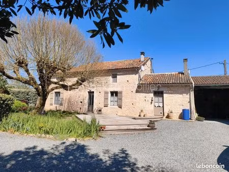 maison de village 8 pièces 274 m²