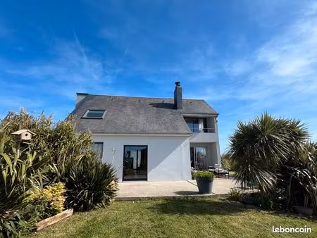 à vendre – maison rénovée avec excellent dpe  d’une surface de 118 m2  au calme  au pied d