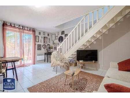 location maison 3 pièces 62m² beaune les mines 87280