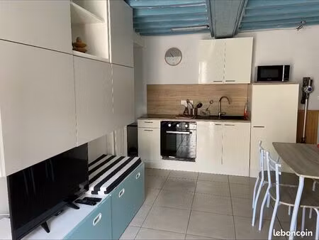 location studio bord de mer