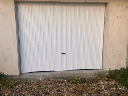 garage/box
