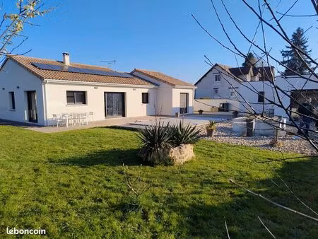 loue maison individuelle avec extension (8 pièces)