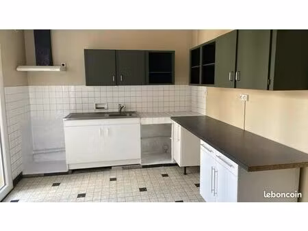 appartement t2 beaumont sur sarthe