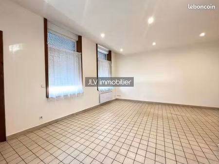 appartement 3 pièces 82 m²