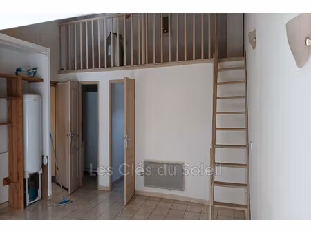 location appartement 2 pièces 43m² cabasse 83340