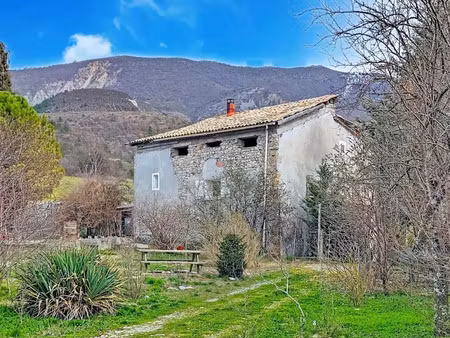 vente maison 3 pièces 140 m² à thoard (04380)  225 000 €