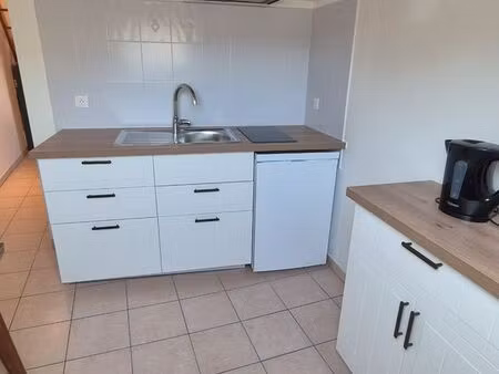 t2 mansardé centre nort sur erdre