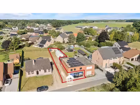 commercieel te koop in oudsbergen