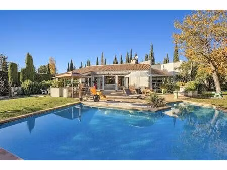 villa de luxe en vente bouc-bel-air  france