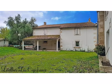 propriété à vendre prailles 5 pièce(s) 188m2 289 000€