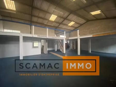 location entrepôt 200 m²
