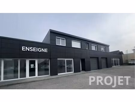 location local d'activités 110 m²